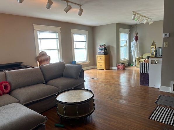 1605 E St #4