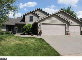 2300 Emerald Ct, Hudson, WI 54016
