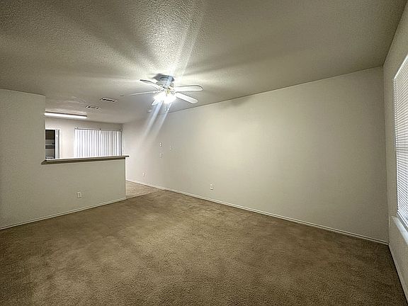 4th image of 313 Creek St APT C