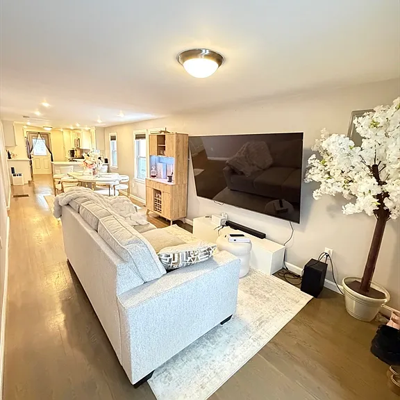 20 Marble St #2 — Photo 1