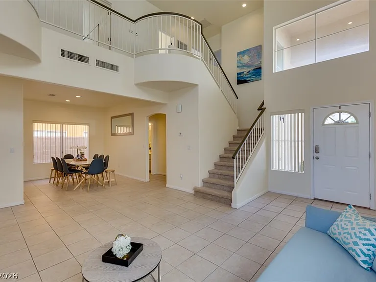 7886 Blue Brook Dr — Photo 21