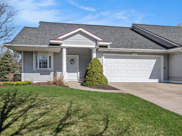 1361 E Pointe Rdg, Holland, MI 49423