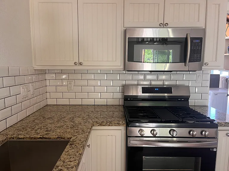 3940 Silver Leaf Dr — Photo 4