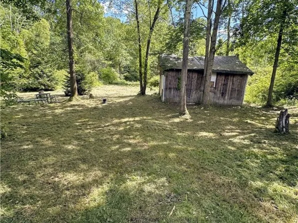 1625 Park Dr, Jamestown, PA 16134