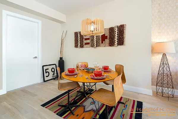 Sold by aptsandlofts.com | media 10