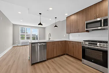 72 Vroom Street, #403