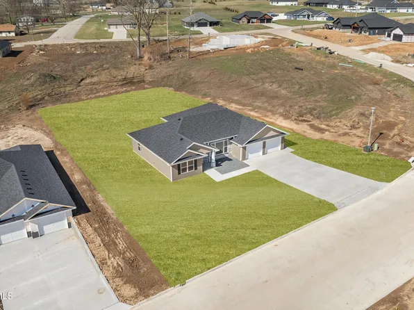 141 Poelker Pl, Jefferson City, MO 65109