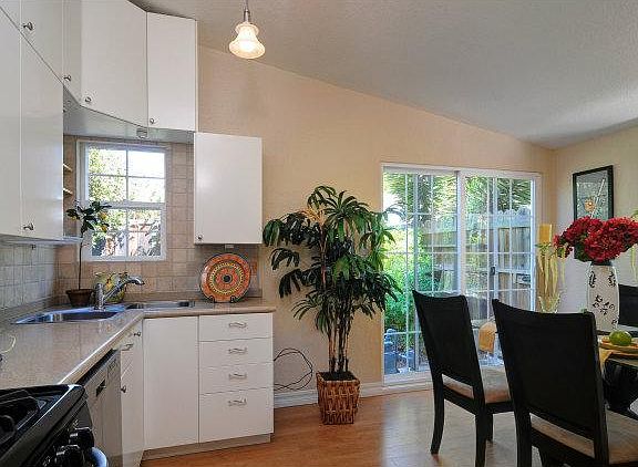 3rd image of 1762 Elsie Ave