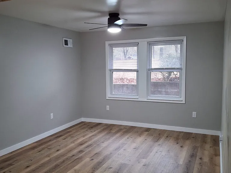 105 Orchard St — Photo 16