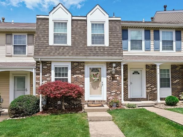 2547 Hawthorne Dr #2547