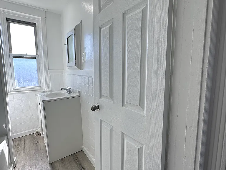 7099 Clinton Rd — Photo 24