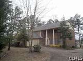 215 W Huntington Dr, Athens, GA 30606