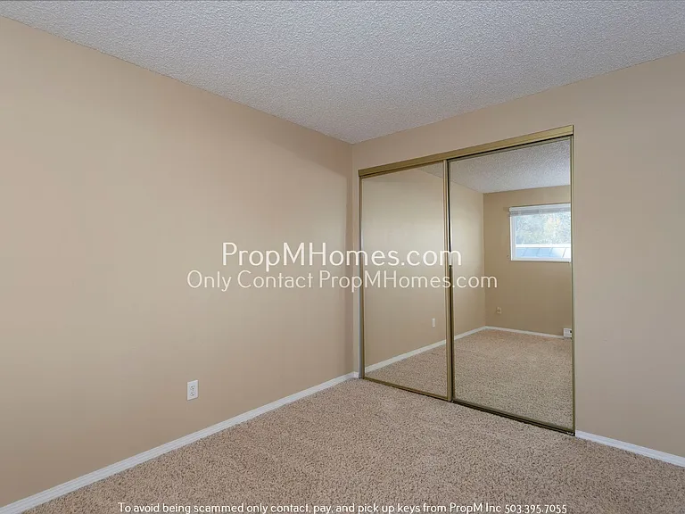 7640 SW 34th Ave #3 — Photo 13