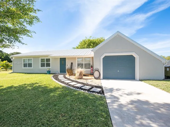 1634 SE Higdon Ct, Port Saint Lucie, FL 34952