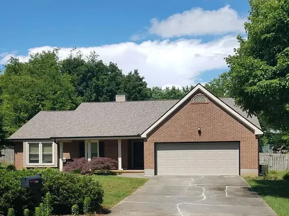 1633 Clear Brook Dr, Knoxville, TN 37922