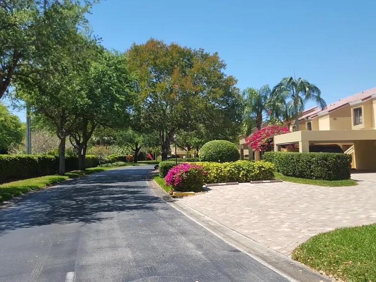 601 Beachwalk Cir #1 — Photo 33