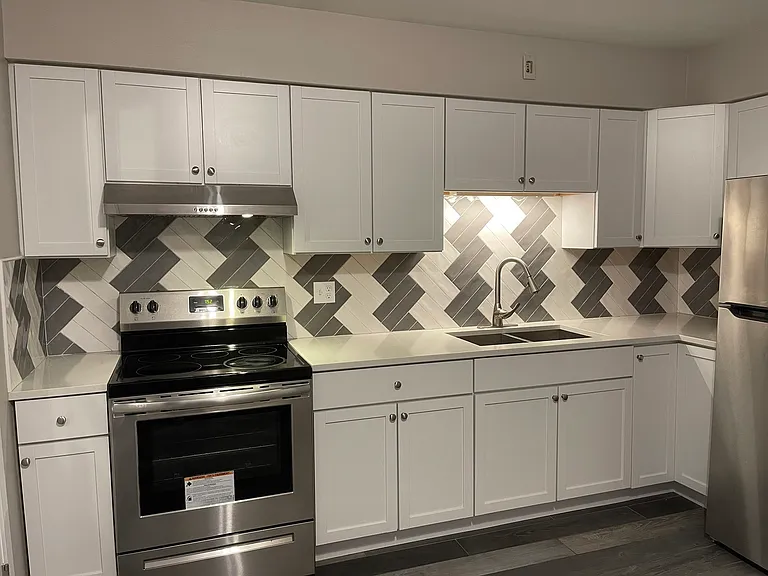 397 Poplar Ave #2-E — Photo 11