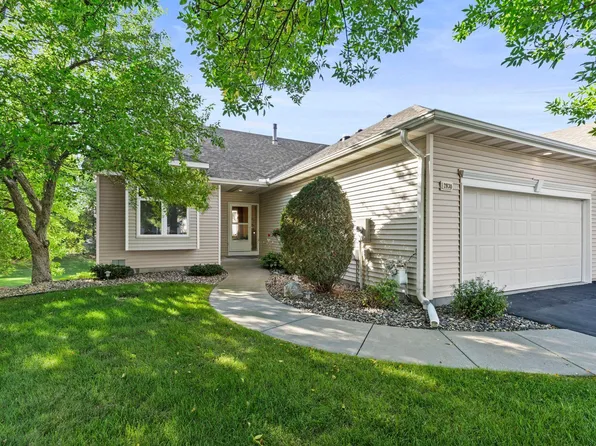2830 Boulder Dr, Burnsville, MN 55337
