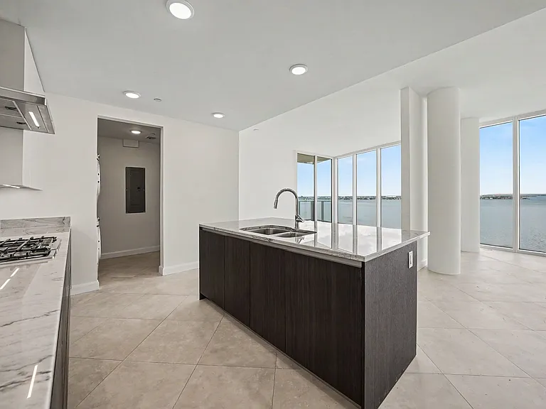2900 W Bay To Bay Blvd #1502 — Photo 3
