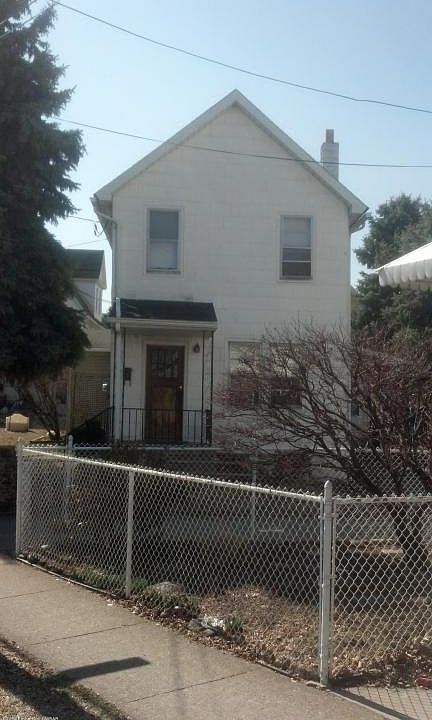 2nd image of 65 Corbett Ln