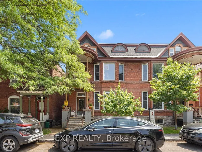 484 Gilmour St #1 — Photo 1