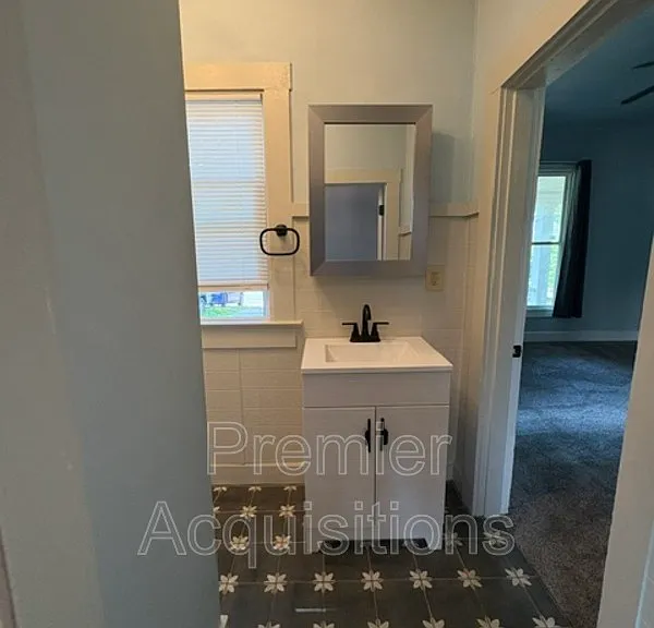 866 Washington Ave #A — Photo 12