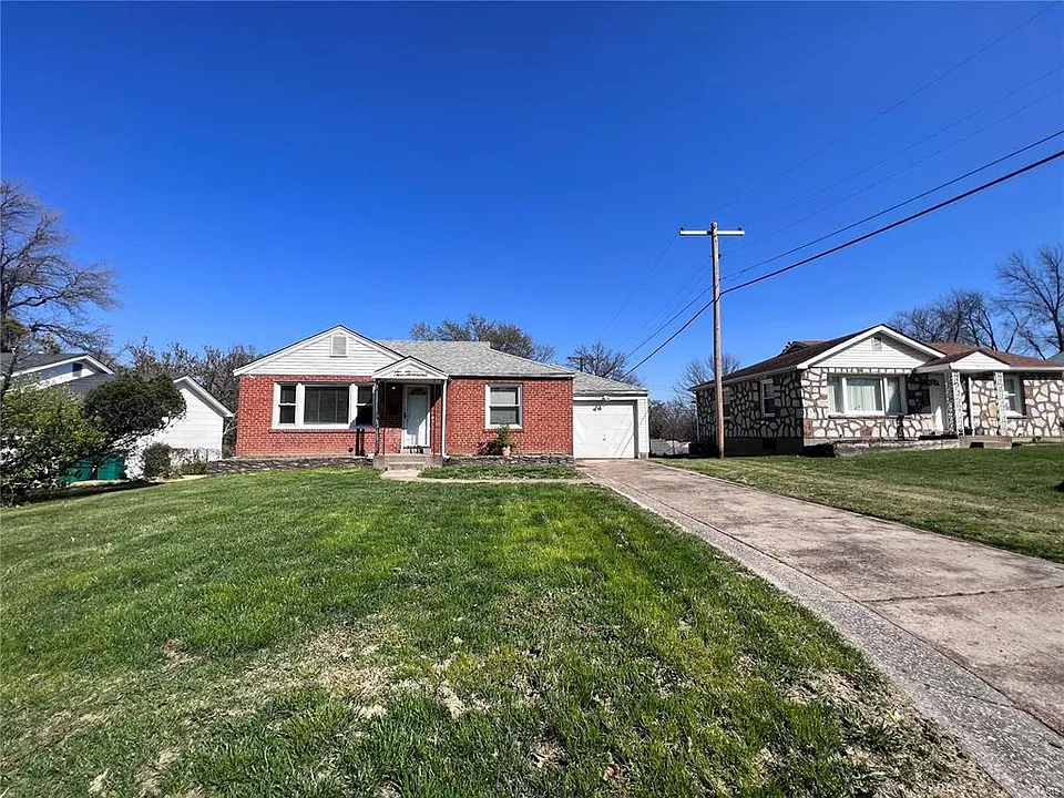 2000 Stillwater Dr