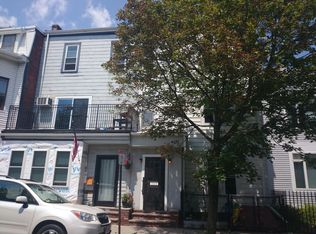 536 E 7th St, South Boston, MA 02127