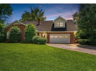 5104 Hogue Rd, Evansville, IN 47712