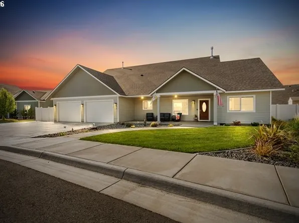 416 SW Desert Sky Dr, Hermiston, OR 97838