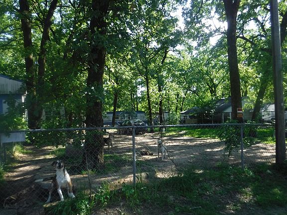 5th image of 139 Meadowlark Ln