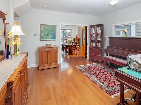 5th image of 12333 English Ave #13