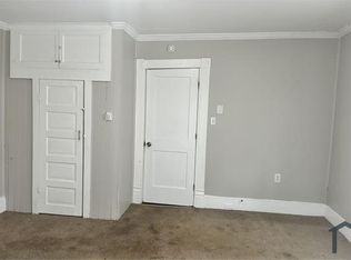 1028 S Main St #B, Salisbury, NC 28144