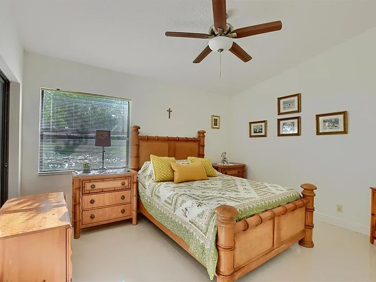 65 Centennial Ct — Photo 13