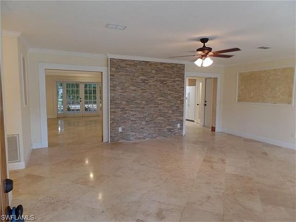 4th image of 1824 Llewellyn Dr