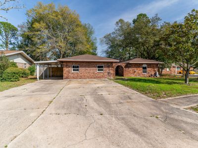 4 Regency Park Dr, Mary Esther, FL, 32569