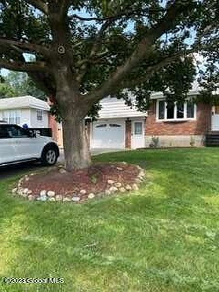 2nd image of 2074 Rensselaer Avenue