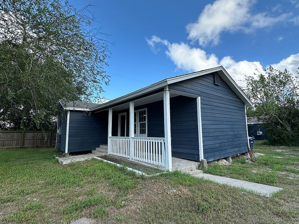 1st image of 317 Glenoak Dr #3