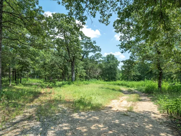 1030 Vz County Road 3208, Wills Point, TX 75169