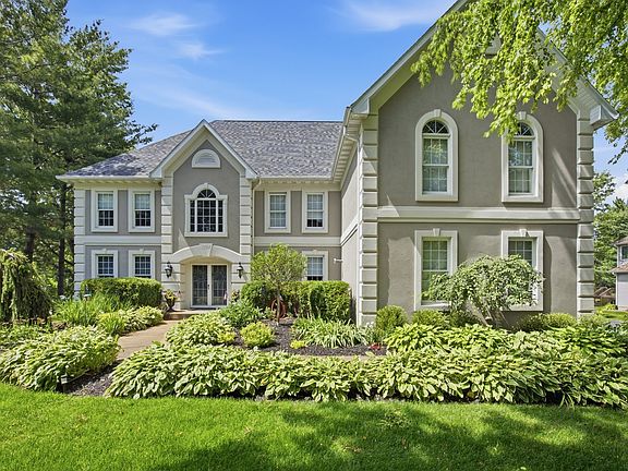 2nd image of 2284 Cairnwell Dr