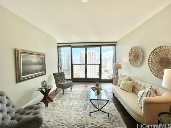 1108 Auahi St APT 2705, Honolulu, HI 96814