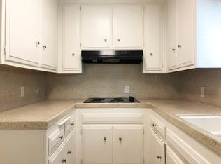 1419 S Orange Ave APT 8, Fullerton, CA 92833