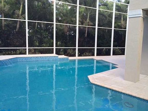 3rd image of 4408 NW 93 Doral Ct