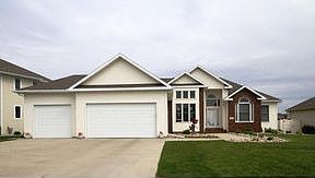1st image of 336 Edgewater Dr