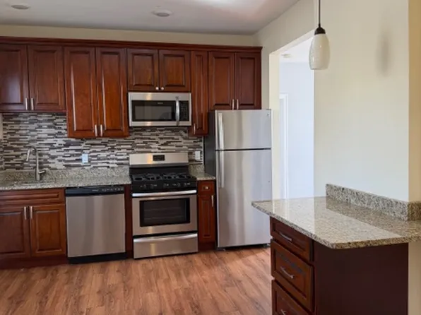 25 Cross St APT 4, Bloomfield, NJ 07003