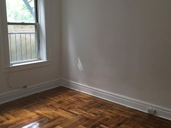 3rd image of 93 Milford Ave