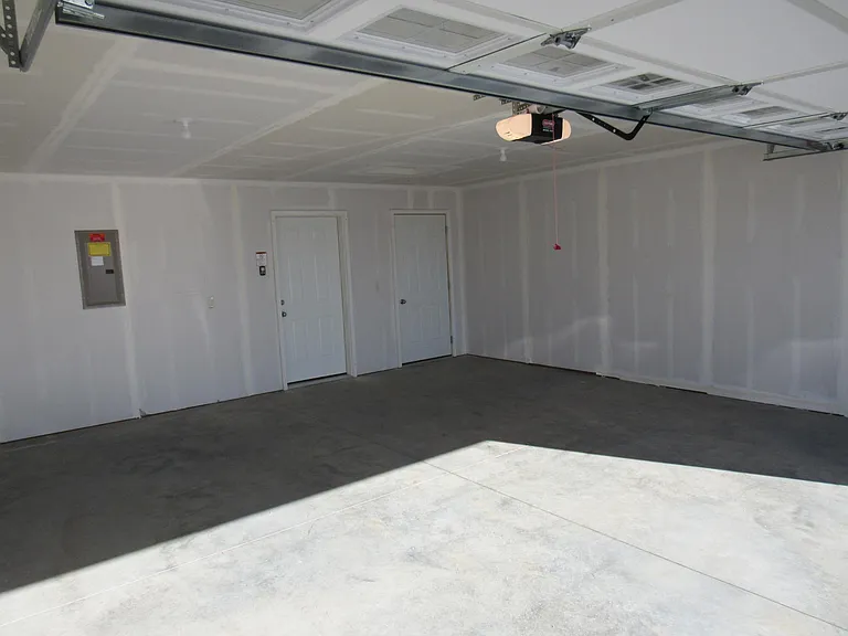 300 Ivy East Rd — Photo 16
