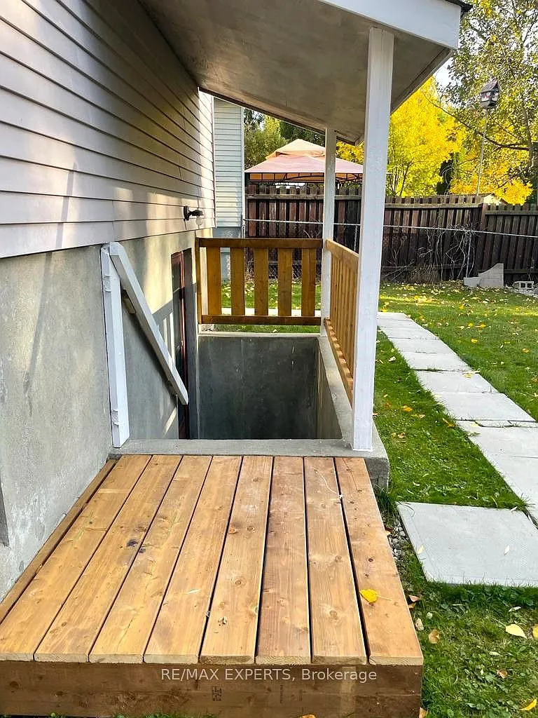 2 bed, $1,700 — Photo 3