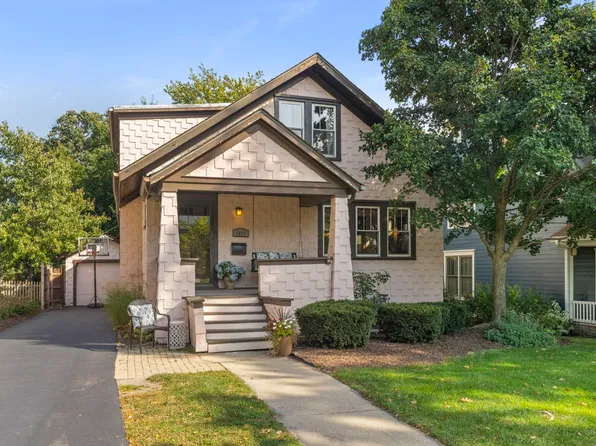 4821 Saratoga Ave, Downers Grove, IL 60515