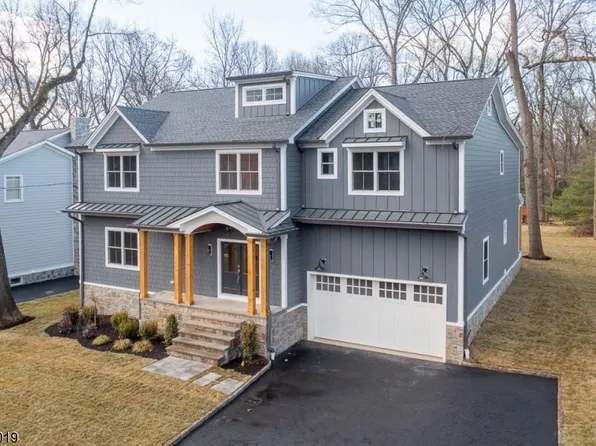 7 Maple St, Chatham Twp., NJ 07928